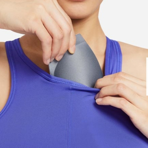 Nike Yoga XXL, L, XS Dri-FIT Swoosh High- Neck Sports Bra- Large - Picture 8 of 9